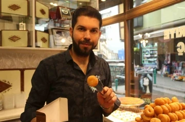 Aile sırrı olarak saklanan tarifiyle bu tatlı sadece ramazan ayında yapılıyor