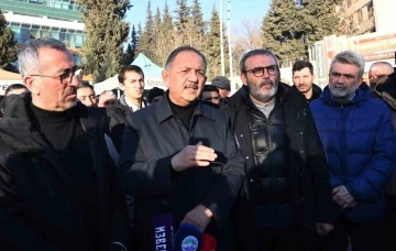 Özhaseki: “Kahramanmaraş’ta 105 belediye çalışıyor”