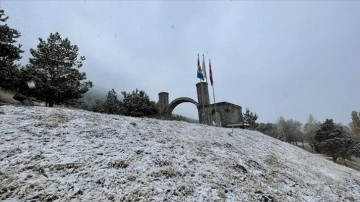 Palandöken Dağı yeniden beyaza büründü