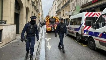 Paris'te silahlı saldırı