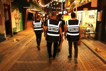 Polis ekiplerinin ‘Barlar Sokağı’ denetimleri devam ediyor