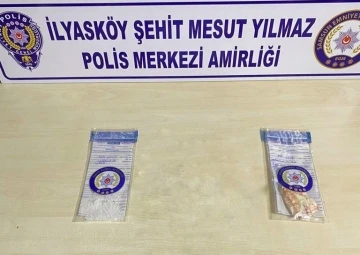 Polis merkezi ekipleri şüpheli şahıstan uyuşturucu ele geçirdi
