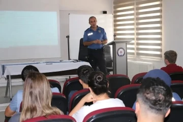 Polis vazife ve salahiyetleri kanunu eğitimi verildi
