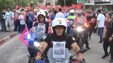 Polisler 15 Temmuz şehitlerinin resimlerini göğüslerinde taşıdı
