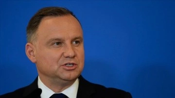 Polonya Cumhurbaşkanı Duda, Belarus sınırındaki hibrit saldırılarda Rusya'yı işaret etti