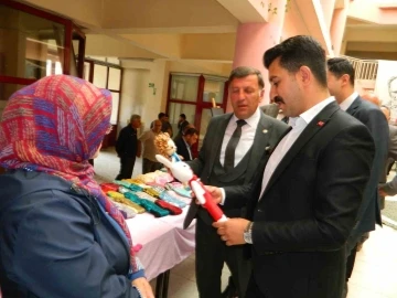 Posof Halk Eğitim Merkezi sergisine yoğun ilgi
