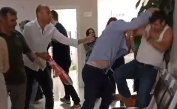 Sağlıkta şiddet durmuyor! Aile Sağlığı Merkezi'ni basıp 3 doktoru hastanelik ettiler!