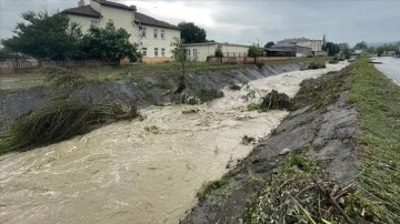 Sakarya'da sağanak etkili oldu