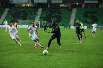 Sakaryaspor’da goller Kassongo, asistler Nalepa’dan
