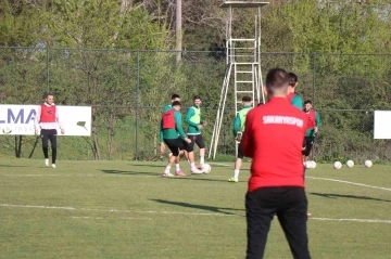 Sakaryaspor, Erzurumspor mesaisine başladı
