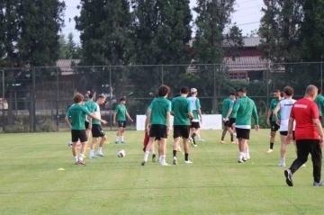 Sakaryaspor, Gençlerbirliği mesaisinde
