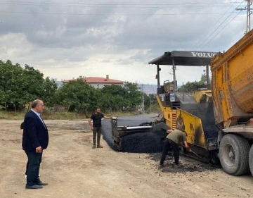 Sandıkçı: “İlçemize yeni, güvenli ve konforlu yollar kazandırıyoruz”
