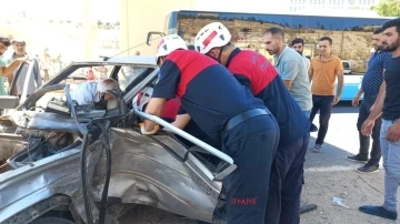 Şanlıurfa’da iki otomobil çarpıştı: 5 yaralı
