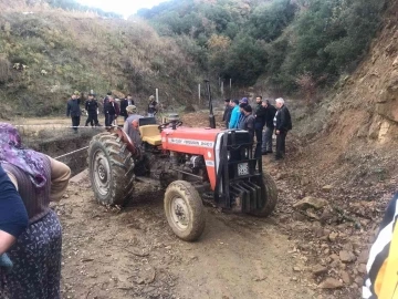 Sarıgöl’de traktör kazası: 1 ölü