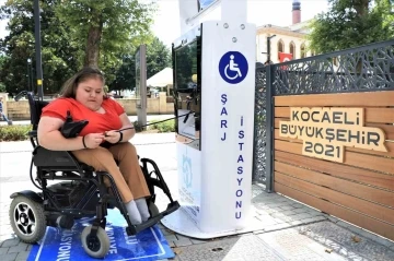 Şehir hastanesine akülü şarj istasyonu
