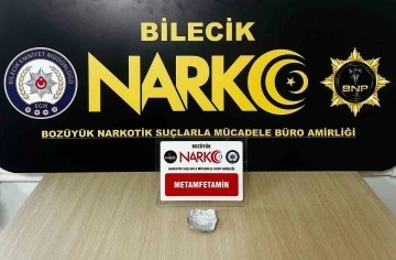 Şehirlerarası otobüs yolculuğunda uyuşturucu alarmı ekipleri harekete geçirdi
