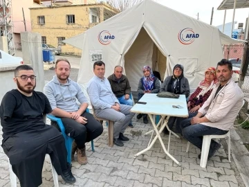 Şehit annesi, kızı ve torununu depremde kaybetti
