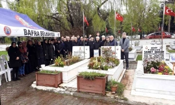 Şehit astsubay kabri başında anıldı
