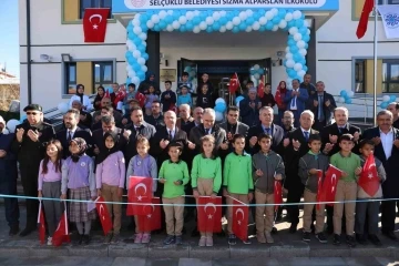 Selçuklu Belediyesi Sızma Alparslan İlkokulunun resmi açılışı yapıldı
