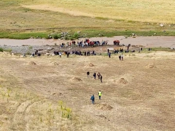 Sele kapılan çoban 30 kilometre sürüklendi
