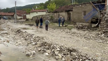 Selin vurduğun Seyitgazi’de yaralar sarılıyor
