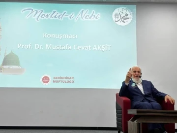 Serinhisar’da ‘Peygamberimiz ve Şahsiyet İnşası’ anlatıldı
