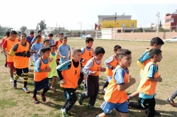 Seyhan’da spor okulları kaldığı yerden devam ediyor
