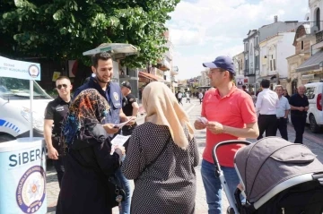 SİBERAY ekipleri vatandaşları bilgilendirdi
