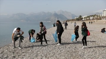 Sigaranın çevreye verdiği zararı göstermek için "izmarit toplama" etkinliği yapılacak