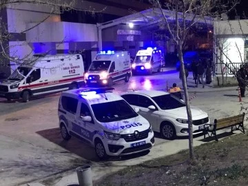 Silahlı kavga: 8'i polis 12 kişi yaralandı