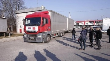 Sırbistan ve Bosna Hersek'ten deprem bölgelerine yeni yardım tırları gönderildi