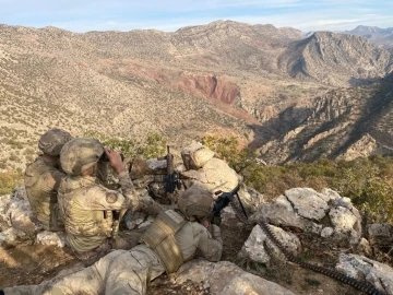 Şırnak ve Siirt’te ‘Eren Abluka Sonbahar-Kış-15 Şehit Jandarma Uzman Çavuş Fatih Berkay Akgün Operasyonu’ başlatıldı
