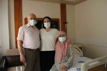 Siroz hastası anne hayata kızının karaciğeri ile tutundu
