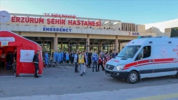 Sismik izolatörlü Erzurum Şehir Hastanesi'nde gerçeği aratmayan deprem tatbikatı