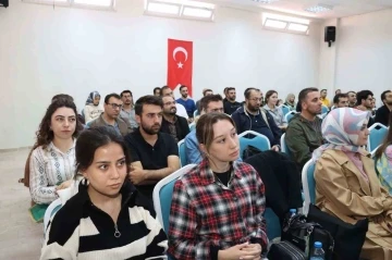 Sivas’ta öğretmenlere uyum semineri verildi
