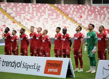 Sivasspor, Süper Lig’de 3. mağlubiyetini aldı
