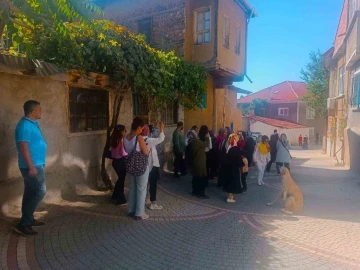 Sivrihisar’ın tarihi zenginlikleri turistleri büyülüyor
