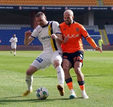 Spor Toto Süper Lig: Başakşehir: 1 - MKE Ankaragücü: 0 (Maç sonucu)
