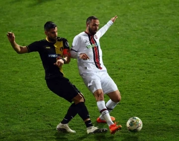 Spor Toto Süper Lig: İstanbulspor: 0 - Fatih Karagümrük: 1 (Maç sonucu)
