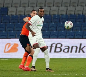Medipol Başakşehir: 2 - Antalyaspor: 0