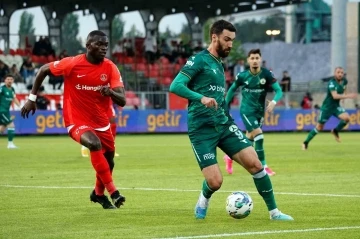 Spor Toto Süper Lig: Ümraniyespor: 0 - Giresunspor: 1 (İlk yarı)
