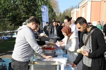 SUBÜ Teknoloji Fakültesi’nden köfte ekmek ikramı
