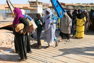 Sudan’da 500 binden fazla kişi ülkeyi terk etti, 2 milyon kişi de yerinden edildi
