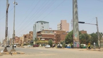 Sudan'da ordu ile Hızlı Destek Kuvvetleri arasında silahlı çatışmalar başladı