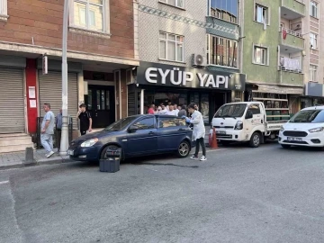 Sultangazi’de cadde ortasında silahlı çatışma yaşandı
