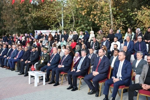 Sultangazi’de Cumhuriyet Bayramı coşkuyla kutlandı
