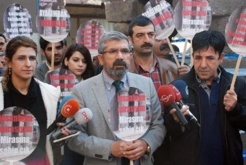 Tahir Elçi davasında gerekçeli karar açıklandı: 3 sanık için beraat kararı verildi
