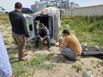 Takla atan araçtan emniyet kemeri sayesinde burnu bile kanamadan kurtuldu
