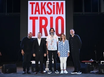 Taksim Trio Yalova’da kulakların pasını sildi
