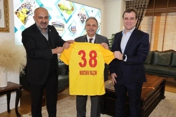 Talas Belediye Yalçın: &quot;Kayserispor’a her daim destek vereceğiz&quot;
